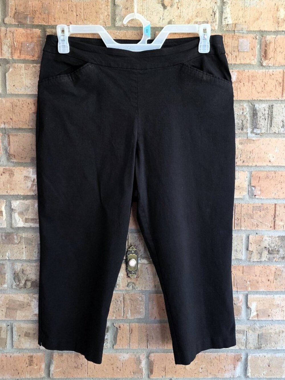 Time and Tru Womens Cropped Capri Pants Millennium Style Pull On Black Size L